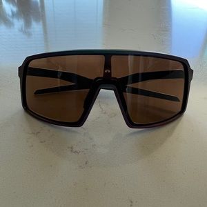 Oakley Sutro Sunglasses purple green shift
